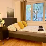 Central Modern Studio Apartment