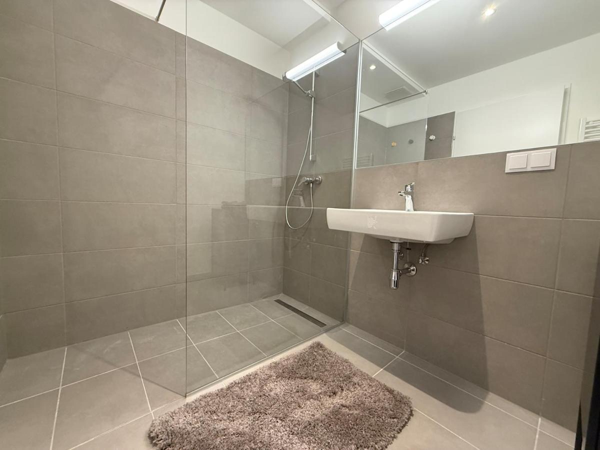Modern Apartment Wien